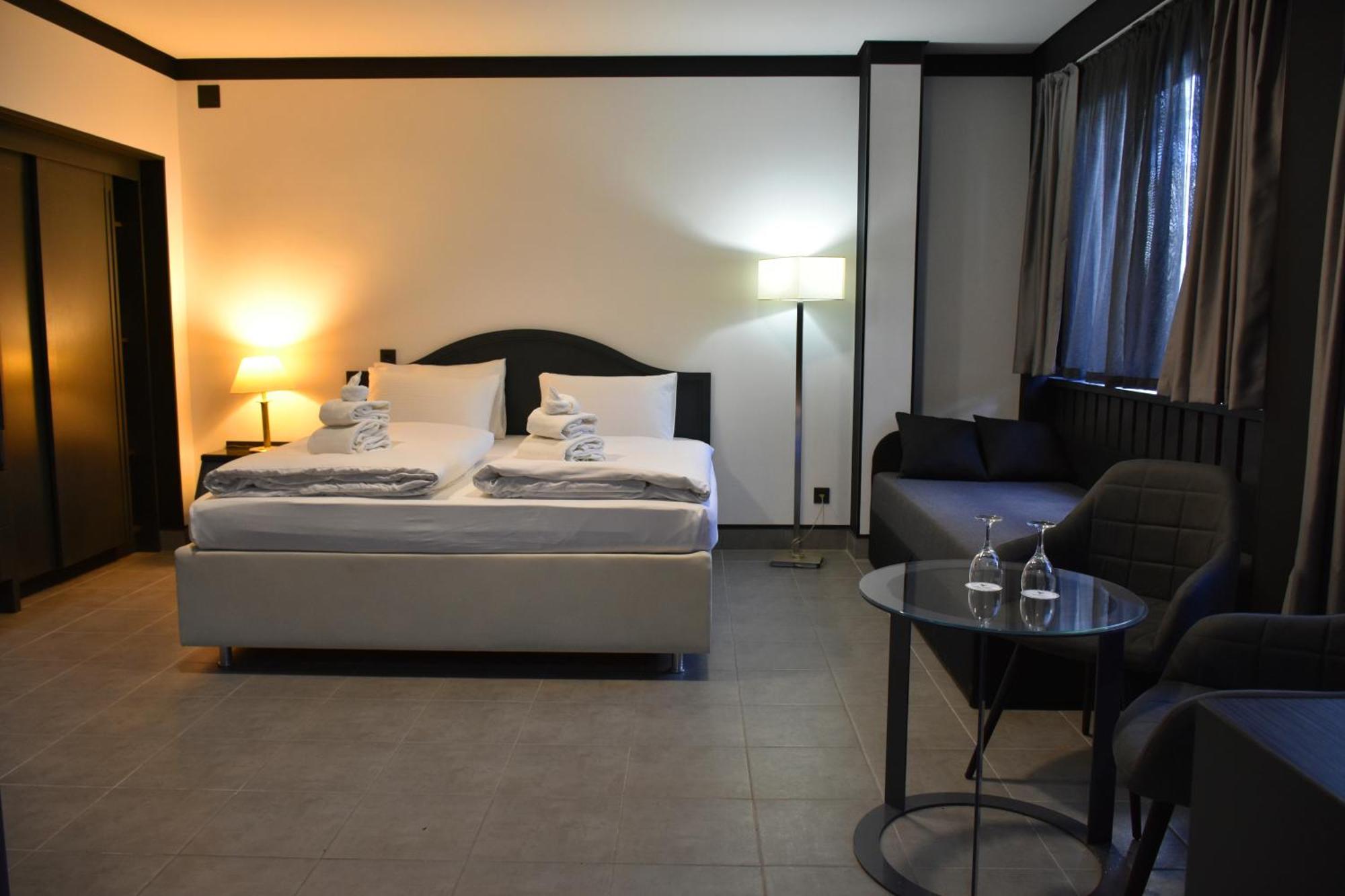 Tibet Hotel Am Airport Duesseldorf-ראטינגן מראה חיצוני תמונה
