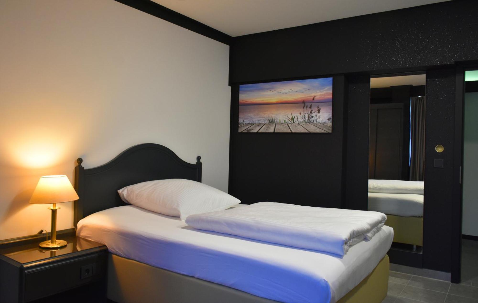 Tibet Hotel Am Airport Duesseldorf-ראטינגן מראה חיצוני תמונה